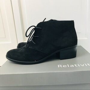 RELATIVITY Black Re-Lily Short Chunky Heel Booties Size 7M